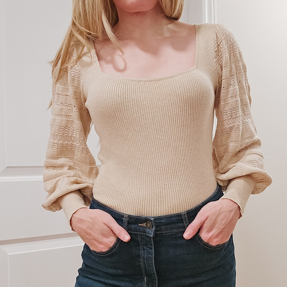 Sofia Vergara Jeans - Cream Puff Sleeve Sweater - SMALL - New Without Tags